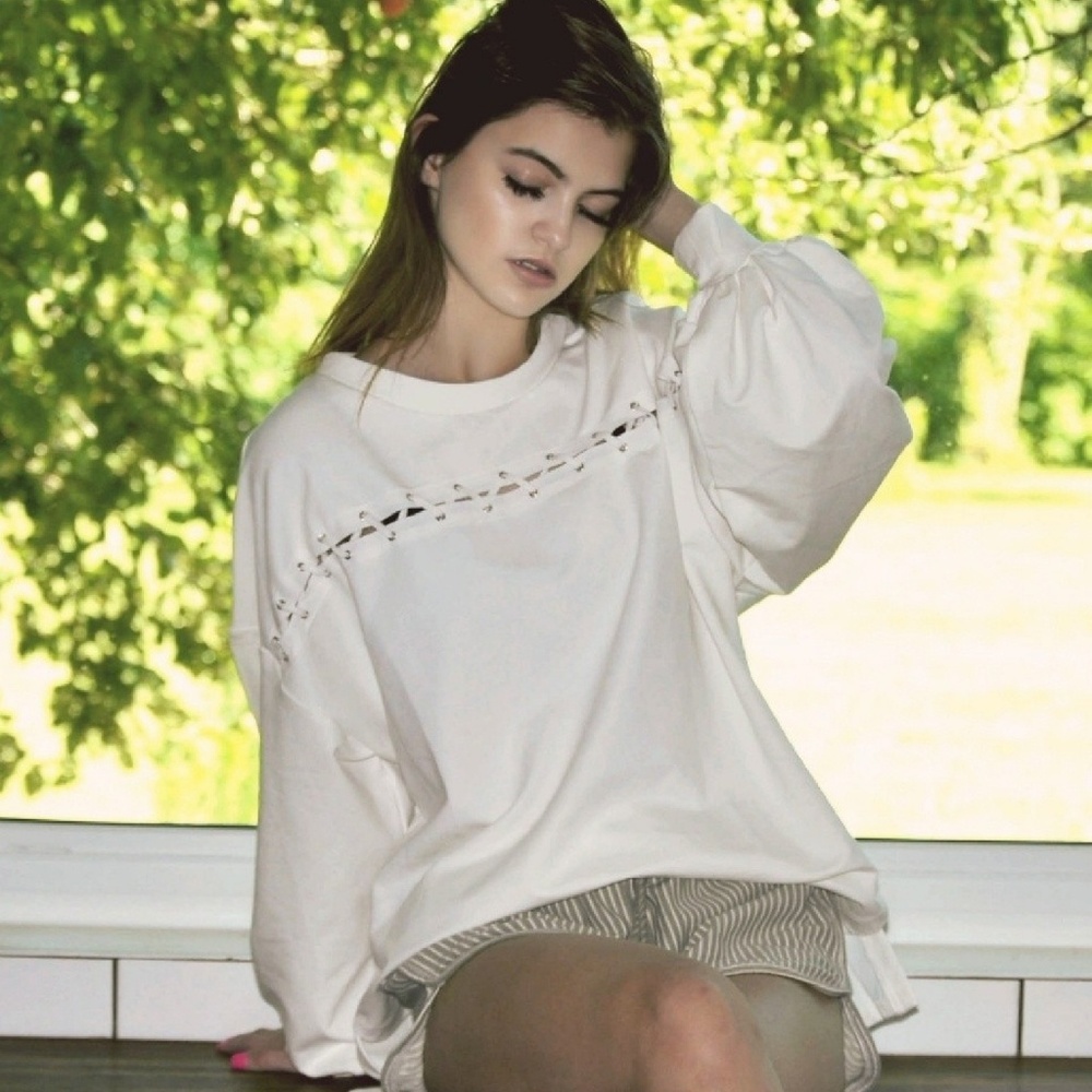 JAZZ Sweatshirt Balloon Sleeves Laced Front Soft Drapey White Sizes Sm & Md NWT